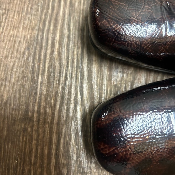 Ara Brown 9.5 NWOT “Luftpolster” Patent Leather Heels printed design underneath - Picture 13 of 16